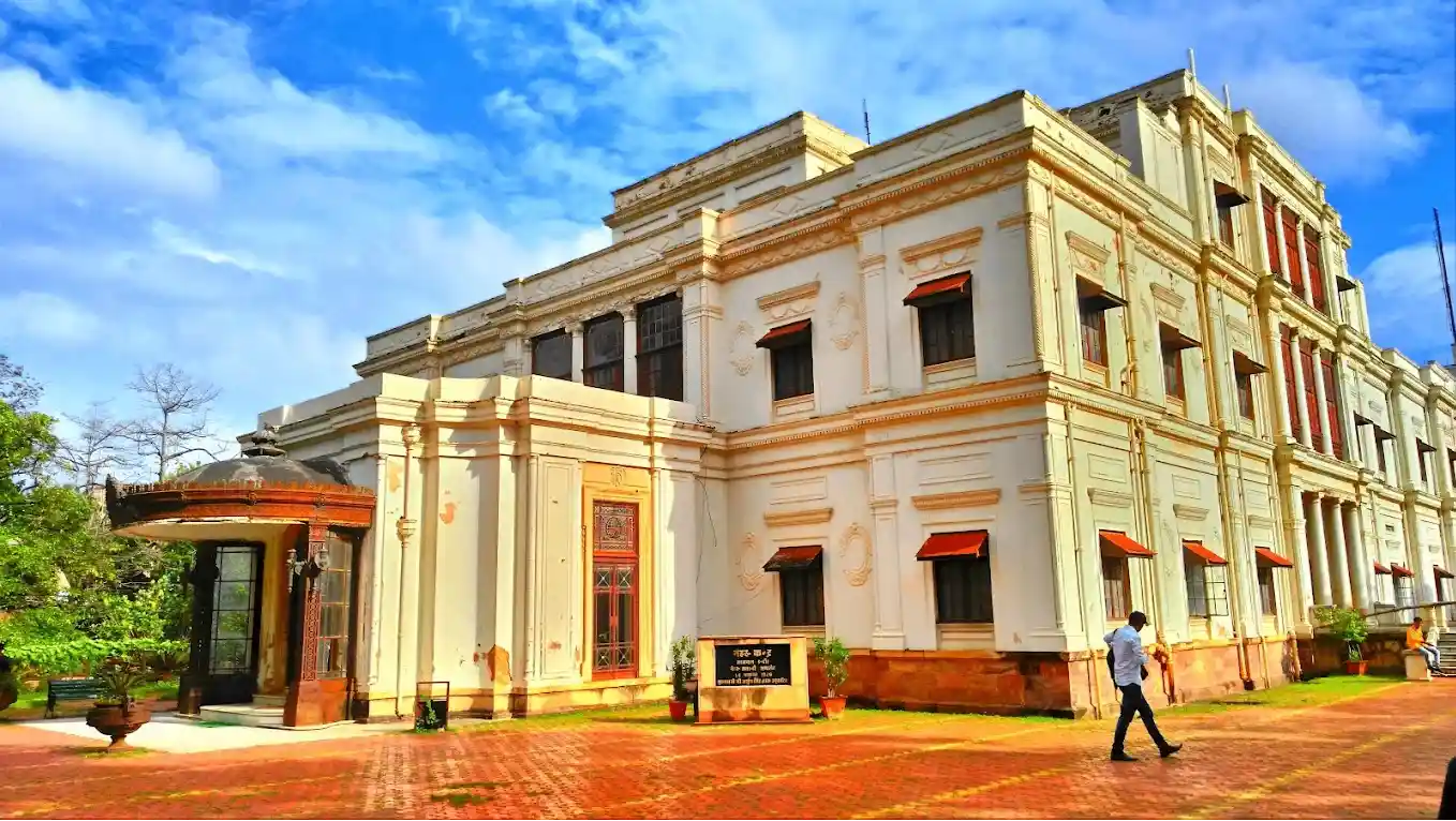Lal Bagh Palace